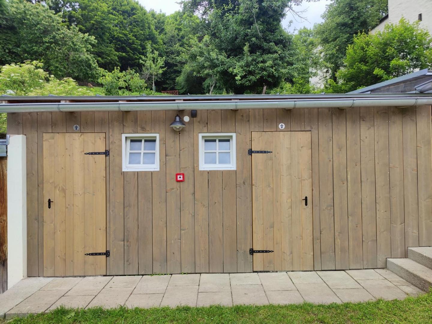 Stanovanie Pod Starym Zamkom - Camping Banska Stiavnica Exterior foto