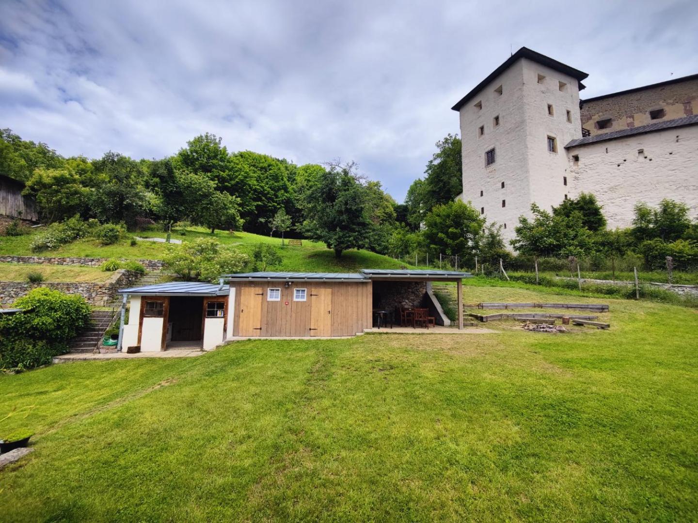 Stanovanie Pod Starym Zamkom - Camping Banska Stiavnica Exterior foto